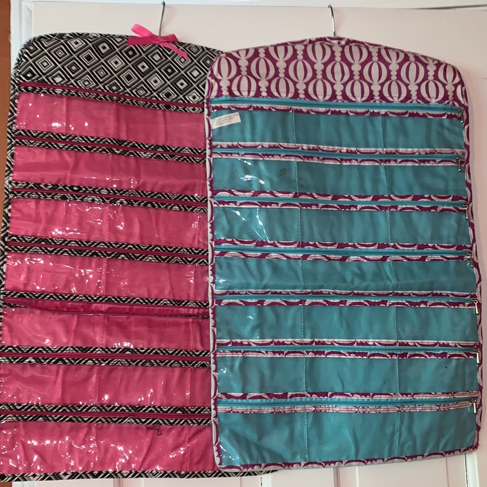 Hanging organizer